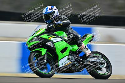 media/Apr-18-2025-TrackDaz (Fri) [[45f5874c44]]/B Group/Session 4 (Turn 6 - Outside)/